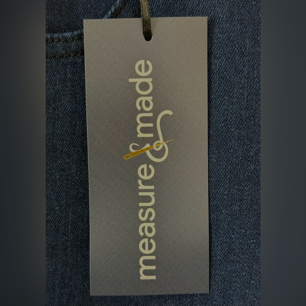 Measure & Made Dark Wash Rolled Crop Mid Rise Jean Size 6 (Fit Logic 1)      NWT - Picture 4 of 6